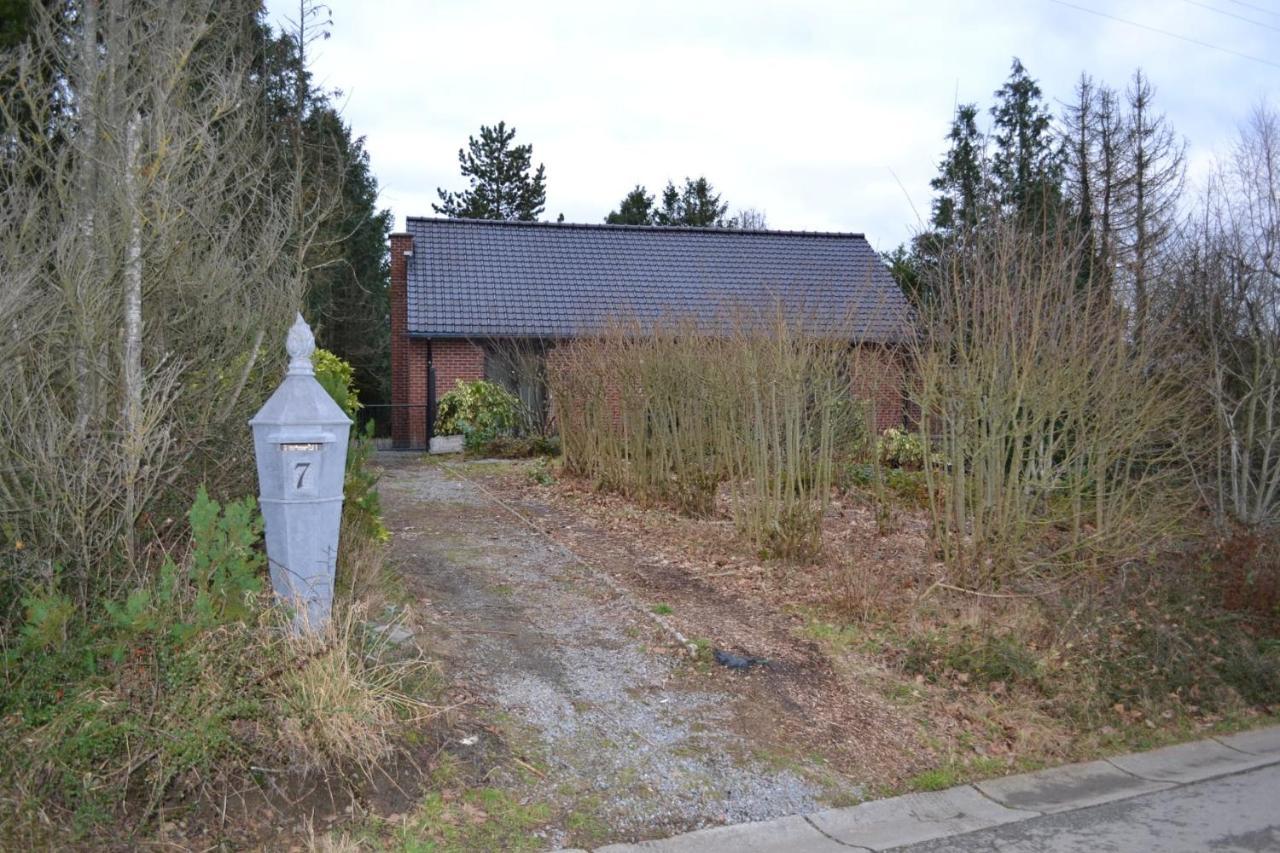 Chateau Brulant Somme-Leuze Buitenkant foto